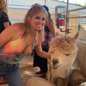 Meet your Posher, Amanda